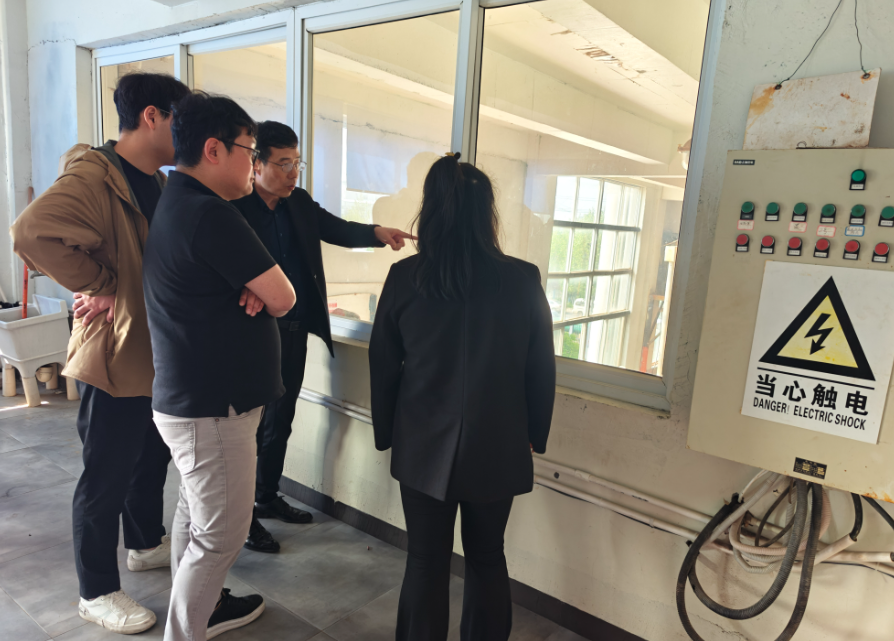 五載同行電子行業(yè)巨頭再訪湖南江海，深化氯化銨戰(zhàn)略合作